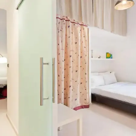 4Bnb - Giulio Cesare Cozy Apartment-3